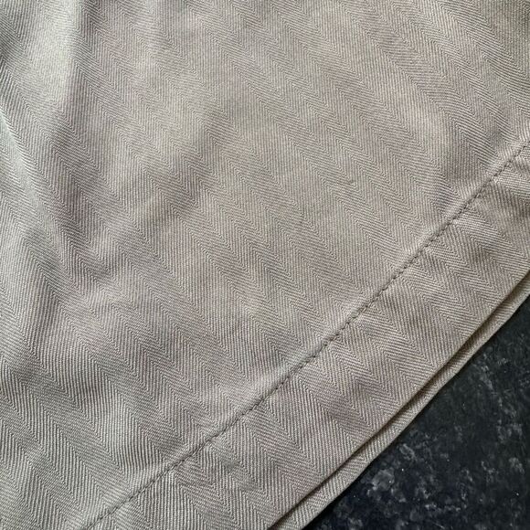 Tommy Bahama Men's Vintage 90s Relaxed Fit Chino Shorts Tan Size 38 100% Silk - Picture 4 of 16